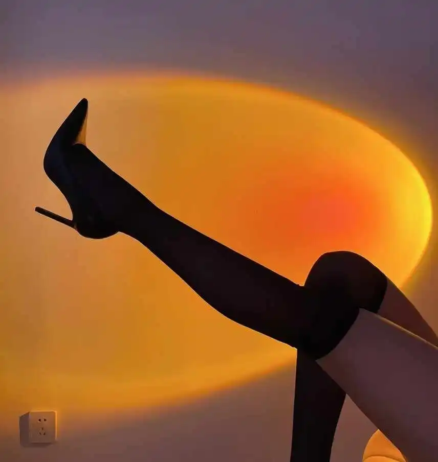 西檬之家字母圈中的Dirty Talk是什么？如何通过语言深化你的BDSM体验？ 一